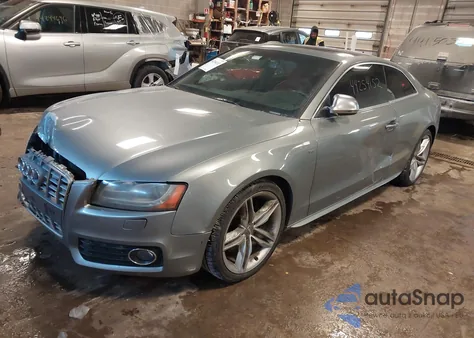 2009 Audi S5 4.2L from USA, damaged, VIN WAURV78T59A026601